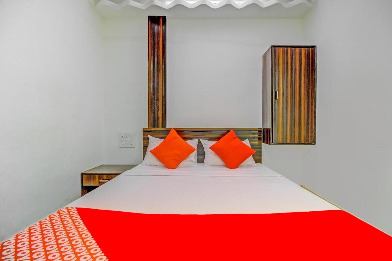Oyo 76486 Silver Moon Mumbai Exterior photo